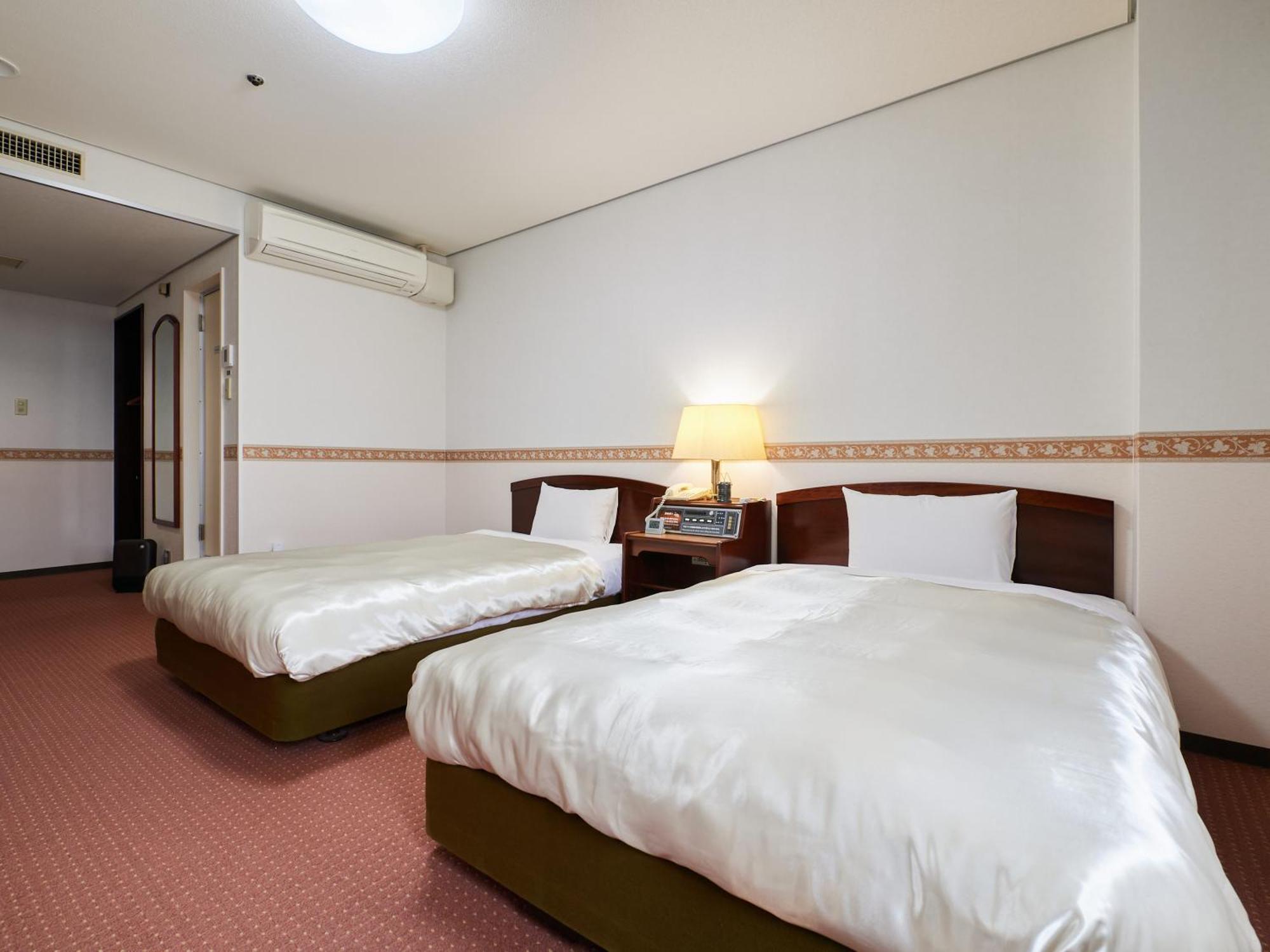 Ecohotel Toyama Station Εξωτερικό φωτογραφία