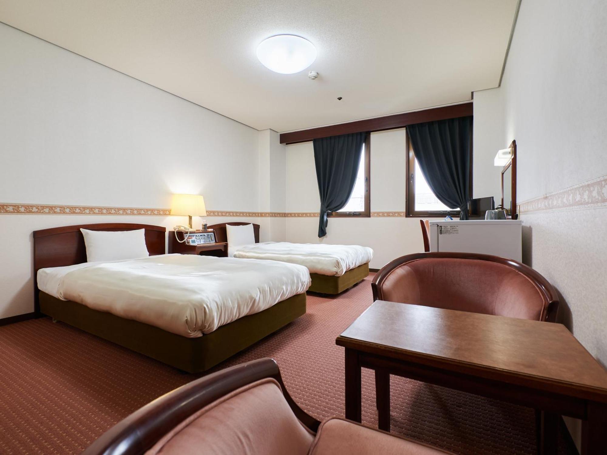 Ecohotel Toyama Station Εξωτερικό φωτογραφία